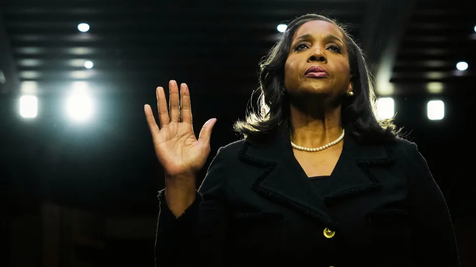 Federal Reserve Governor Lisa Cook Prevails in Supreme Court Challenge Against Donald Trump