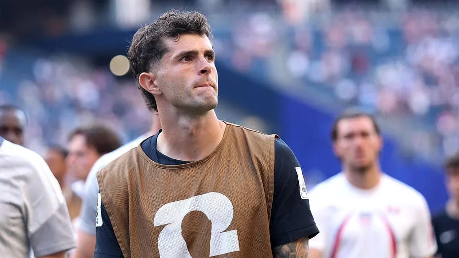 LA Galaxy Coach Greg Vanney Reflects on Team USA's World Cup Exit and Christian Pulisic's Challenges