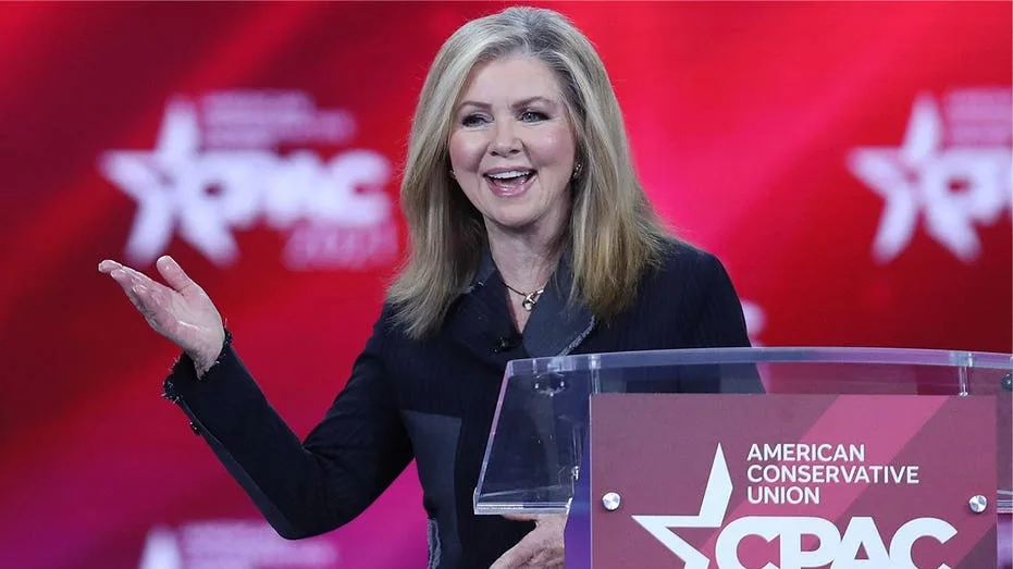 Tennessee Primary Polls Close as Blackburn Leads GOP Governor's Race