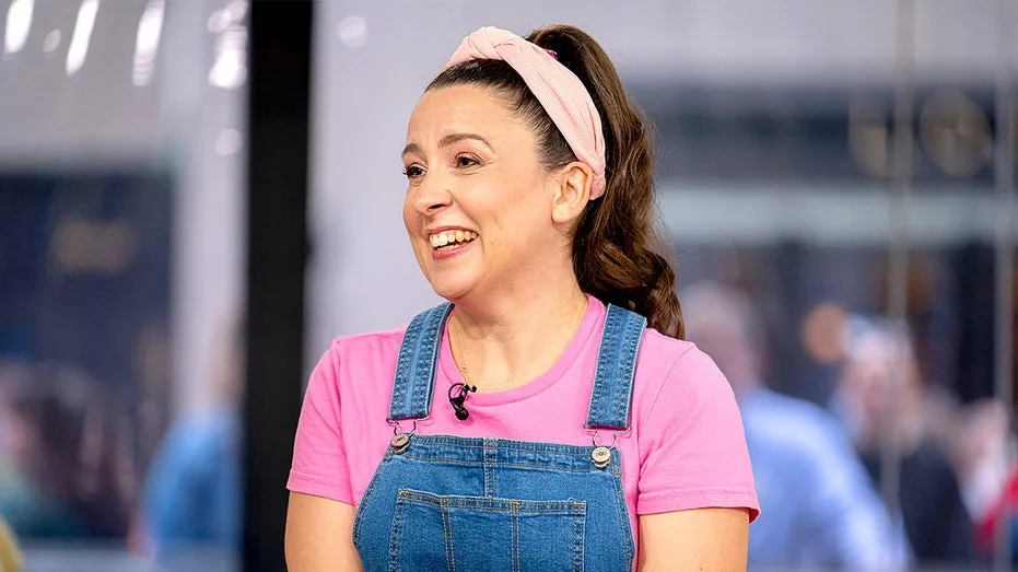 Podcaster Challenges Popular Educator Ms. Rachel on Anti-Israel Comments During Park Encounter
